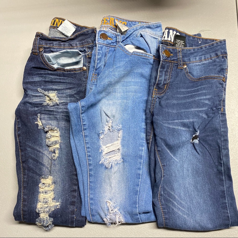 VIP Distressed Jean Size 3/4